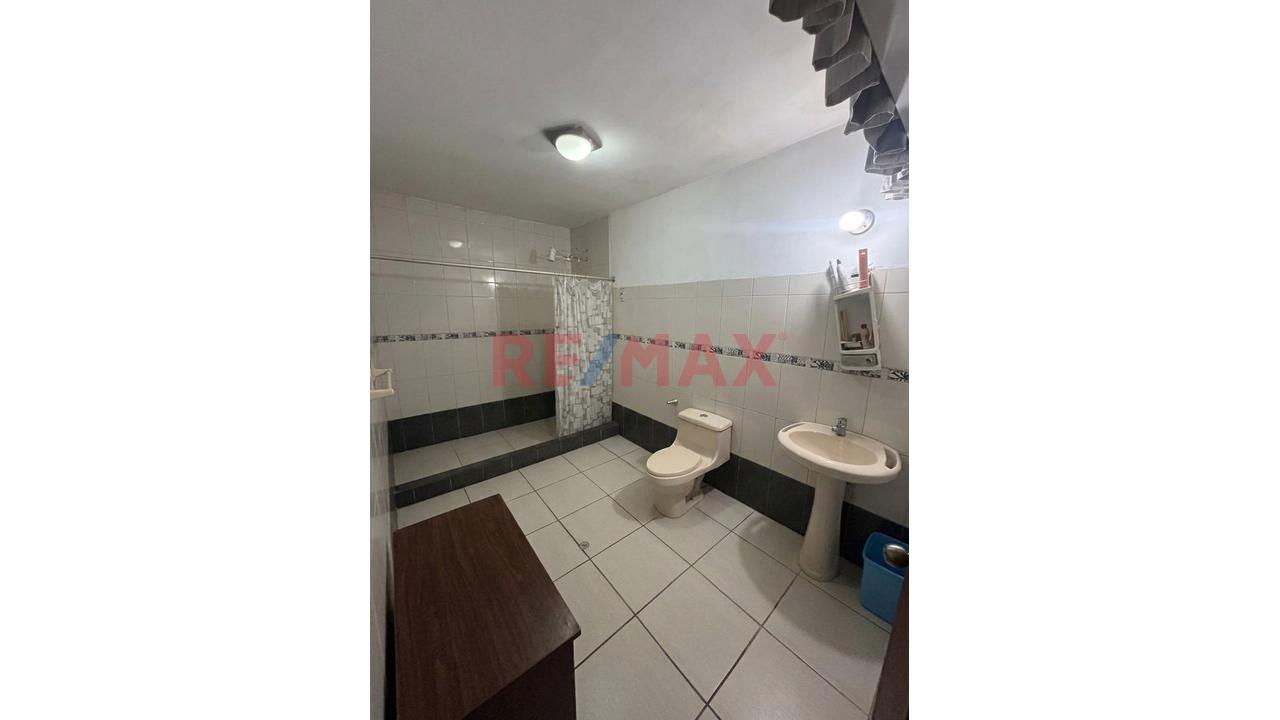 Venta De Casa En Esquina – Ideal Para Proyecto Inmobiliario En Santa Anita - 20
