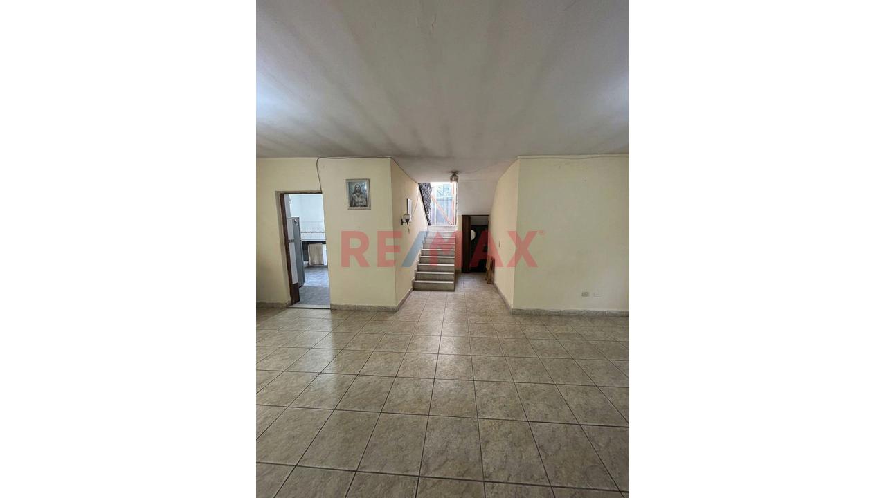 Venta De Casa En Esquina – Ideal Para Proyecto Inmobiliario En Santa Anita — foto 15