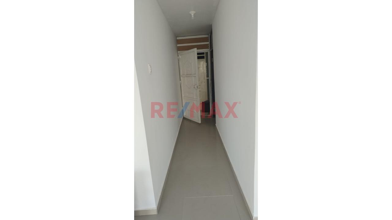 Ocasion Venta De Casa 4 Pisos En Urbanizacion Primavera Jaen Cajamarca - 6