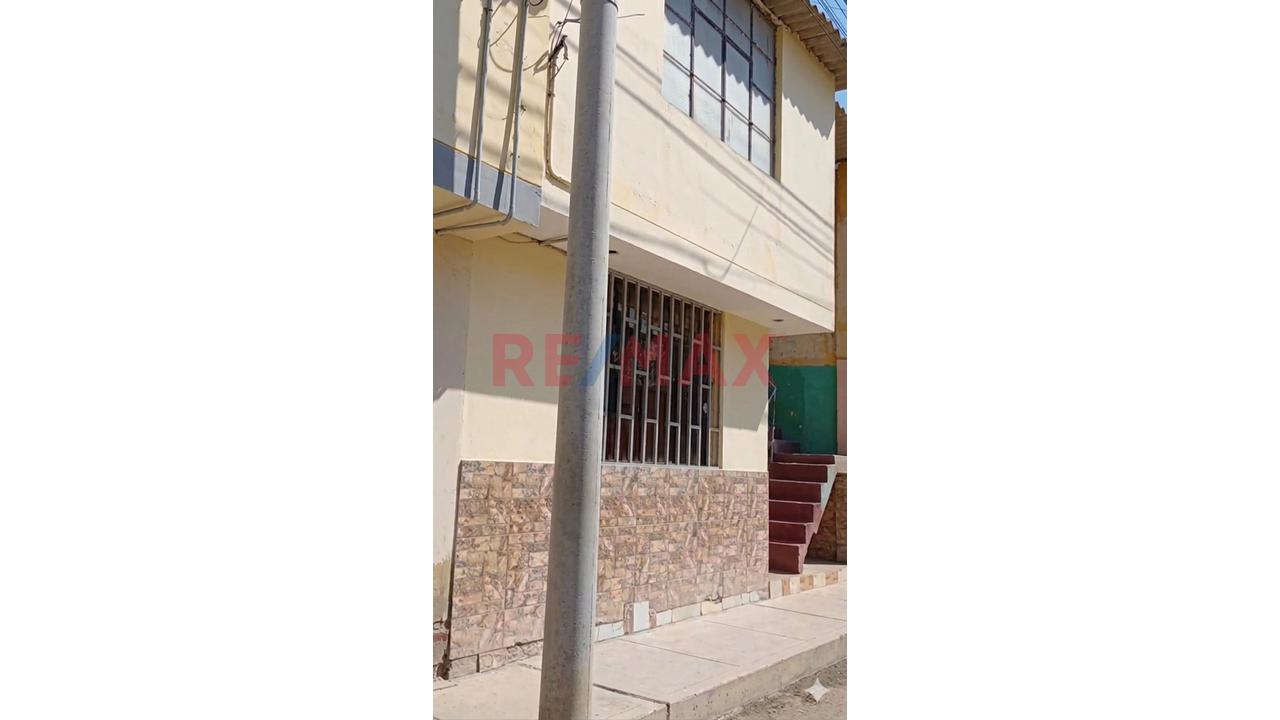 📍 Venta De Casa Como Terreno Con Excelente Ubicación 📍 - 2