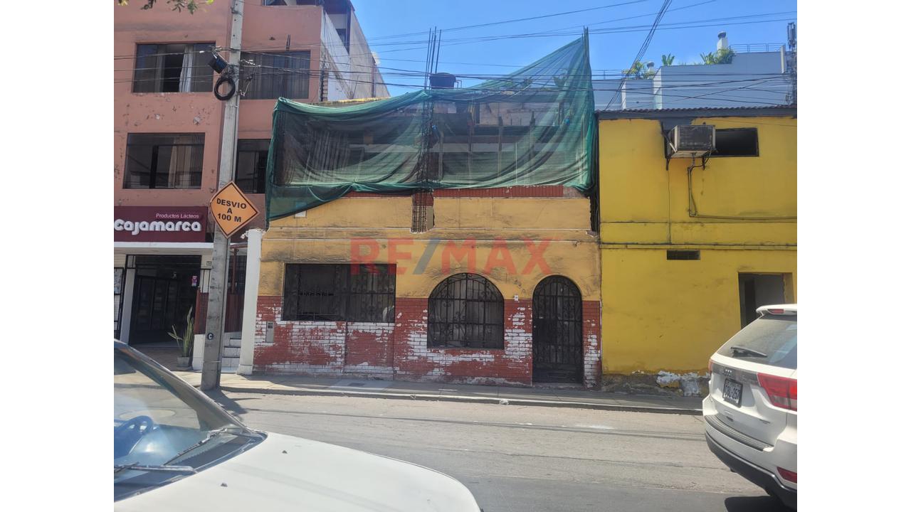 Vendo  Terreno  En  Zona Estratègica De  Miraflores - 2