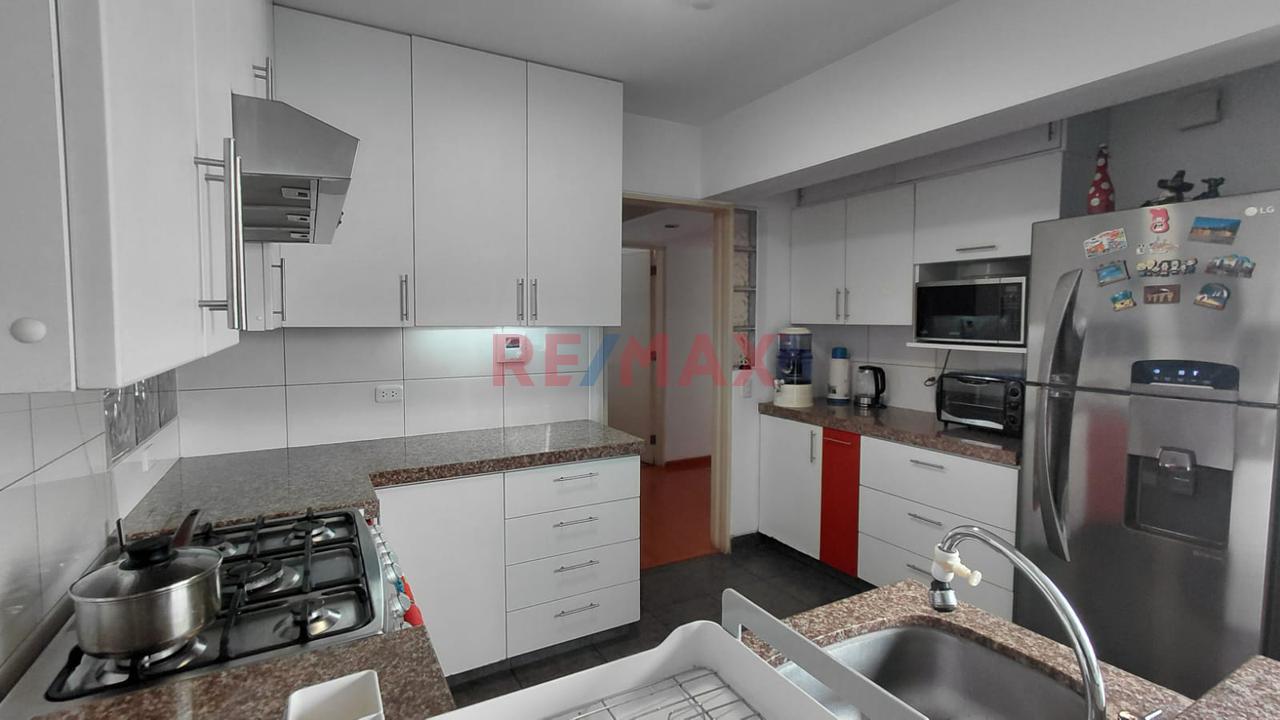 Departamento En Venta En Surco – Excelente Ubicación Cerca Del Parque Aljovín — foto 2