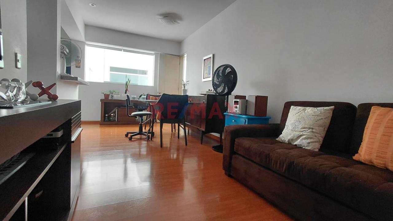 Departamento En Venta En Surco – Excelente Ubicación Cerca Del Parque Aljovín — foto 10