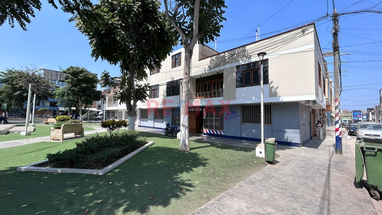Se Vende Propiedad De 2 Niveles - 2Do Y 3Er Piso - 1