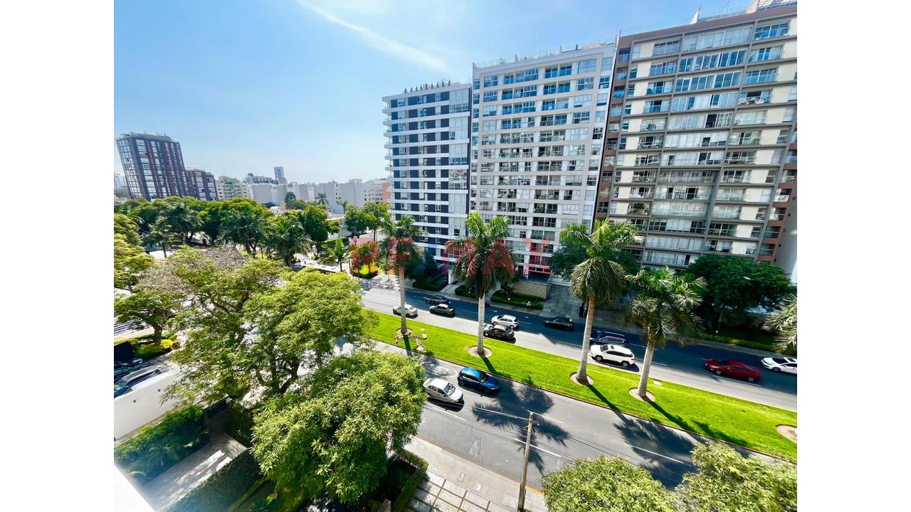 Venta Departamento En Av Javier Prado Oeste  - Vista Exterior - San Isidro — foto 10