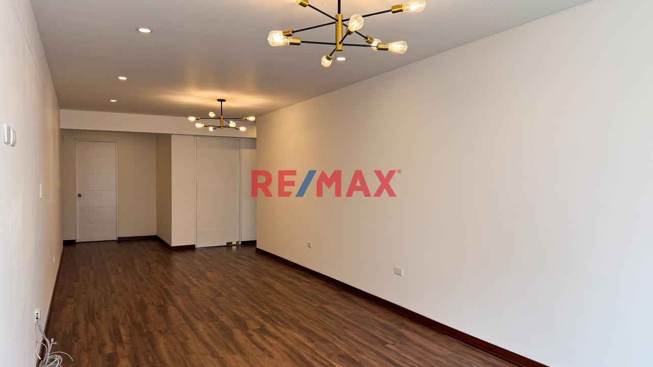 Venta Departamento En Av Javier Prado Oeste  - Vista Exterior - San Isidro