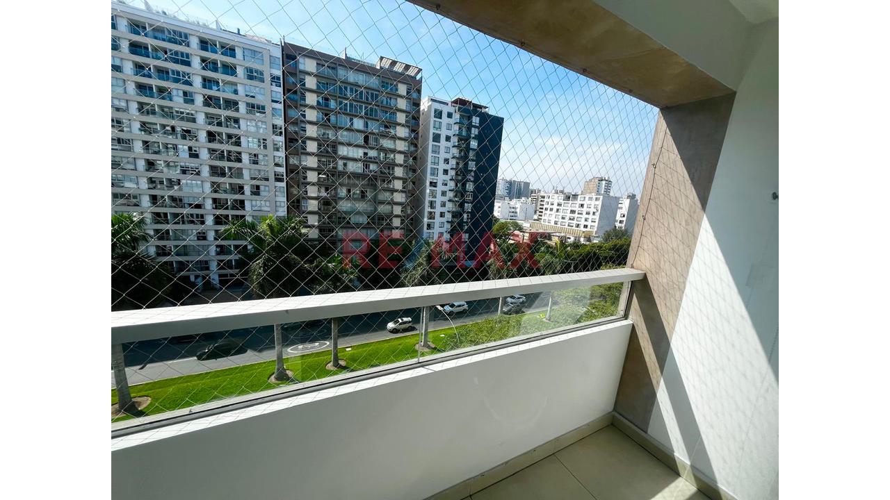 Venta Departamento En Av Javier Prado Oeste  - Vista Exterior - San Isidro — foto 9