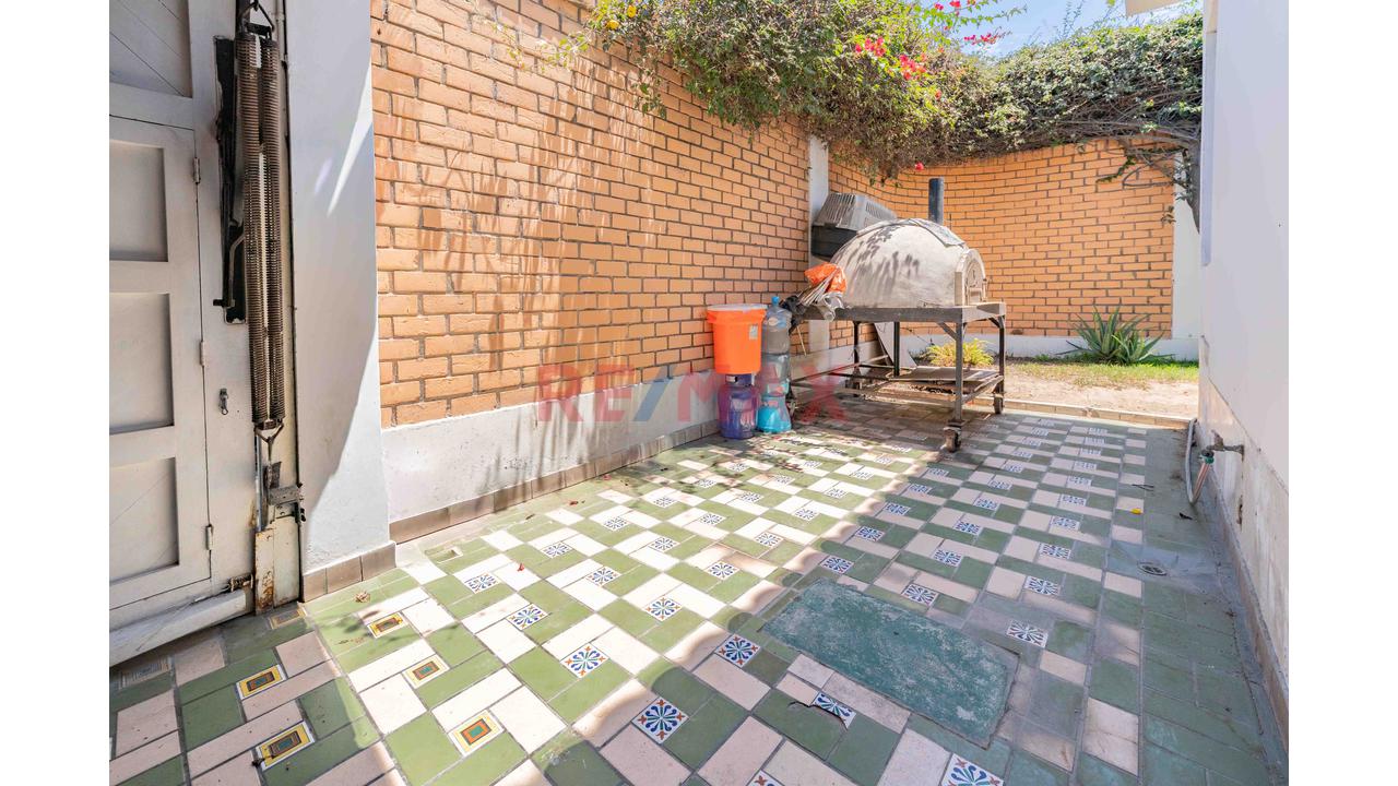 Casa de 4 dormitorios en Santiago de Surco, 295 m² — foto 4