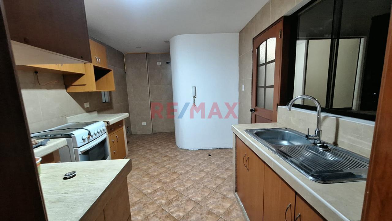 🏡 Alquilo Departamento Frente A Parque En Salamanca – Amplio Y Luminoso 🌳 - 4
