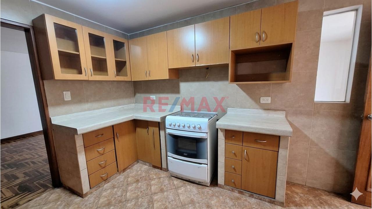 🏡 Alquilo Departamento Frente A Parque En Salamanca – Amplio Y Luminoso 🌳 - 3