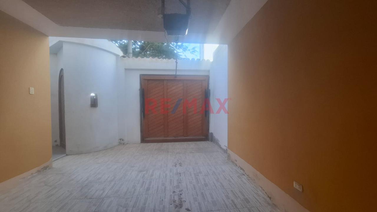 Casa De 2 Pisos En Venta Urb. El Ingeniero I - 5