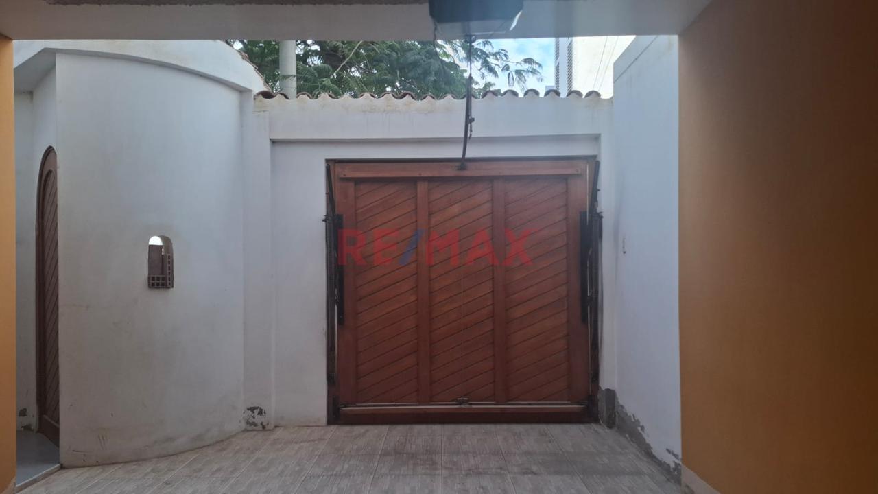 Casa De 2 Pisos En Venta Urb. El Ingeniero I - 2