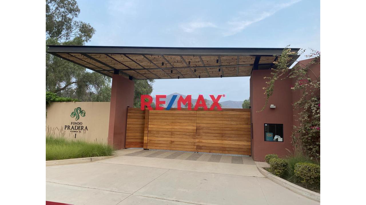 Venta De Terreno Con Estacionamiento En Condominio Exclusivo Fundo Pradera De Pachacamac 1 - Pachacamac