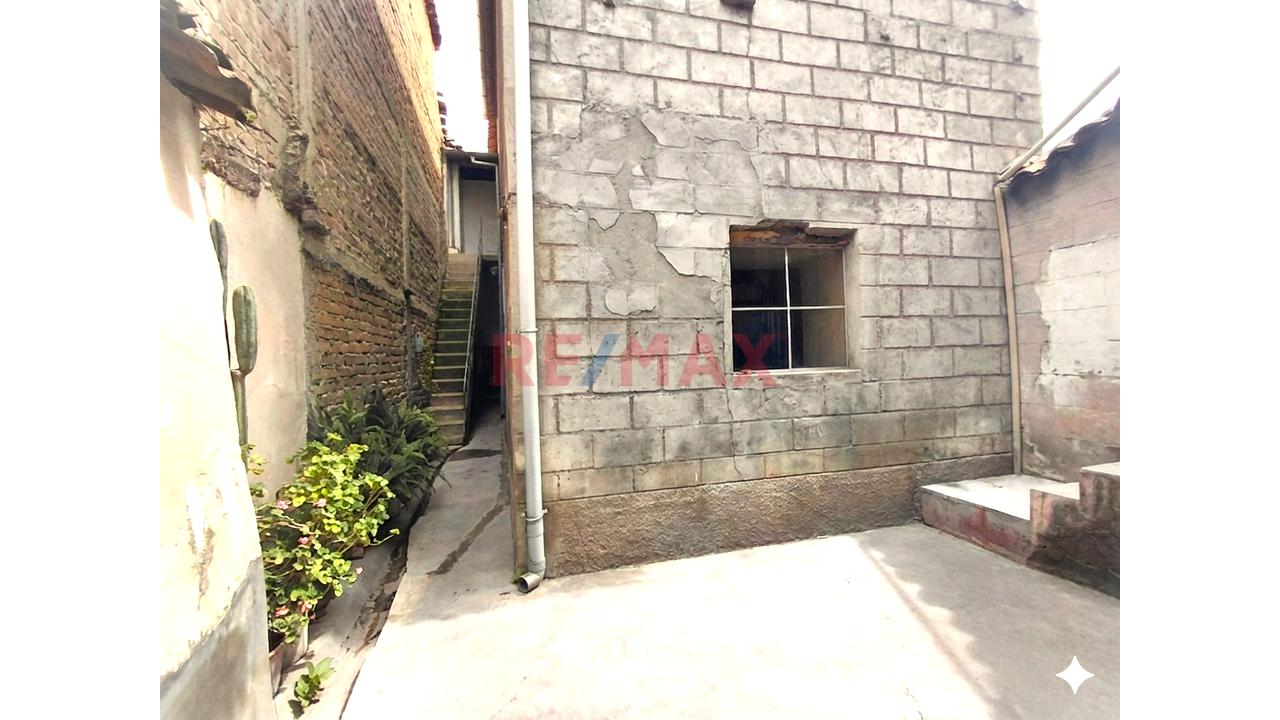 Casa En Venta A 1 Y Media Cdra De Plaza De Armas!! . Zona Histórica Y Estratégica De Ayacucho. — foto 15