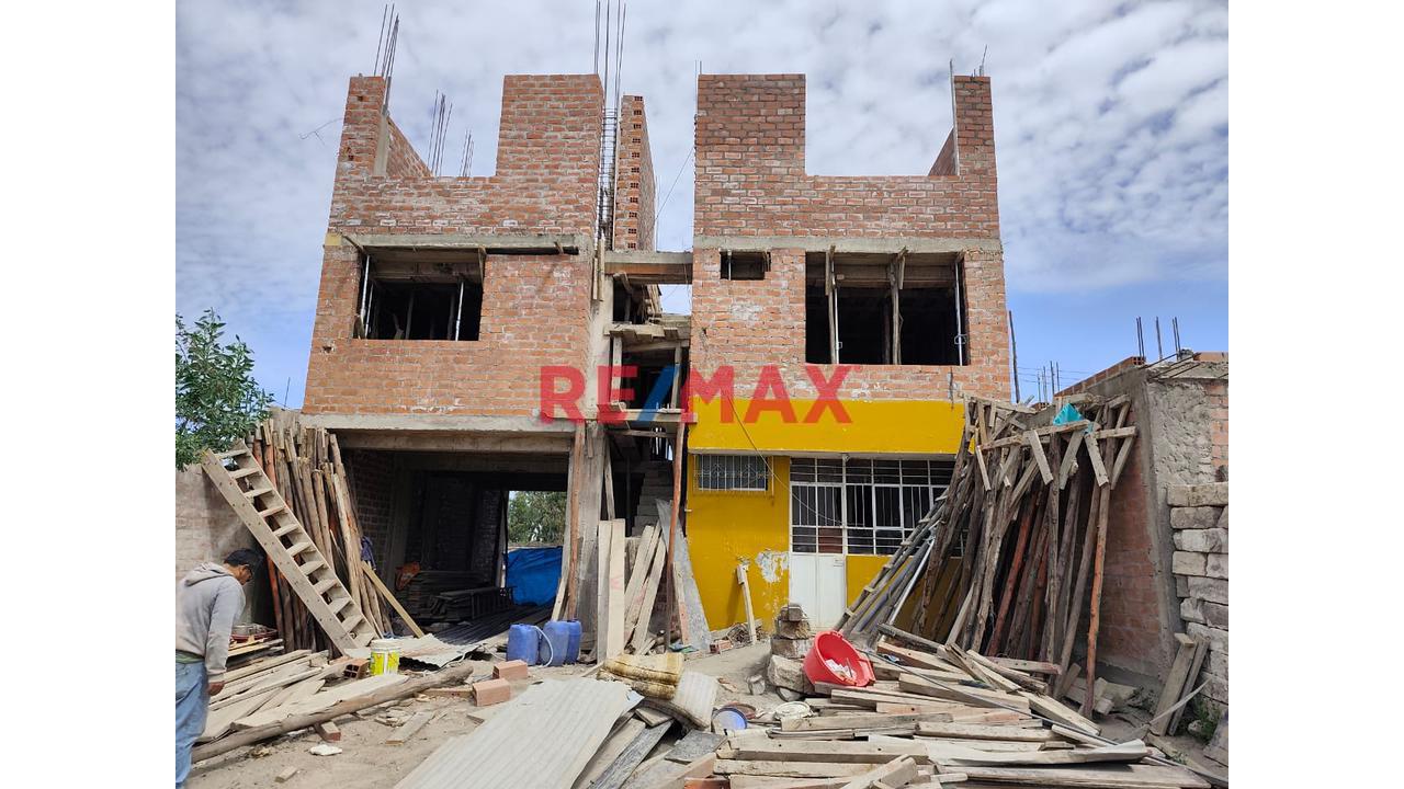 Propiedad Con Potencial Para Hospedaje O Alquiler De Habitaciones