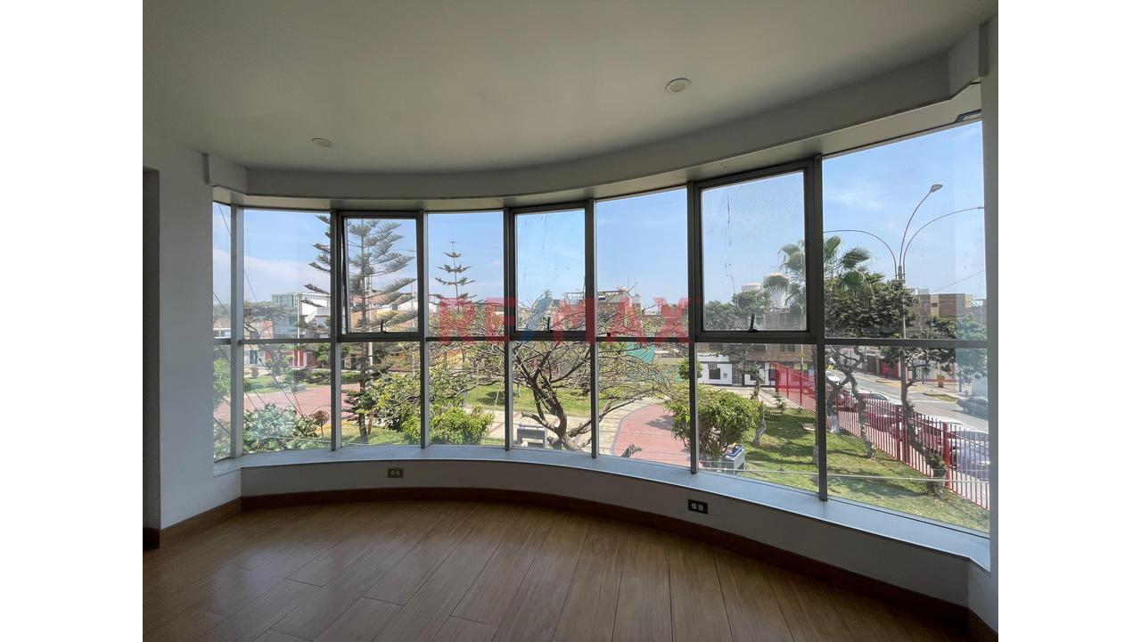 ¡Vive Frente Al Parque! Departamento De 1 Dormitorio En Alquiler — foto 3