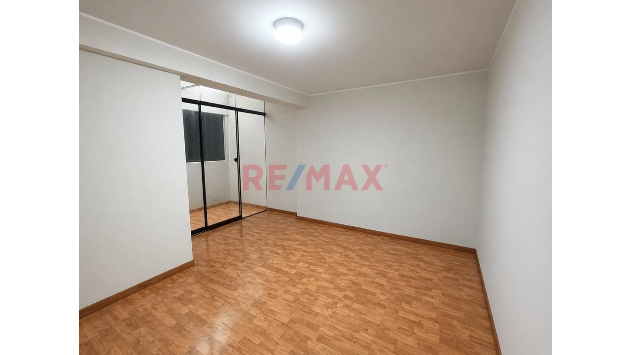 Alquiler De Dúplex En Pueblo Libre | Ideal Para Vivienda, Consultorios O Negocio Estratégico - 14