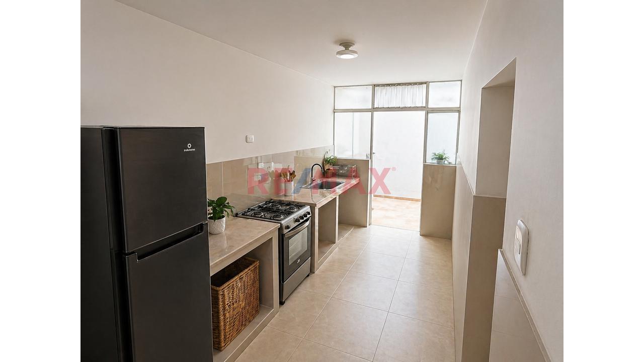 Alquiler De Dúplex En Pueblo Libre | Ideal Para Vivienda, Consultorios O Negocio Estratégico - 4