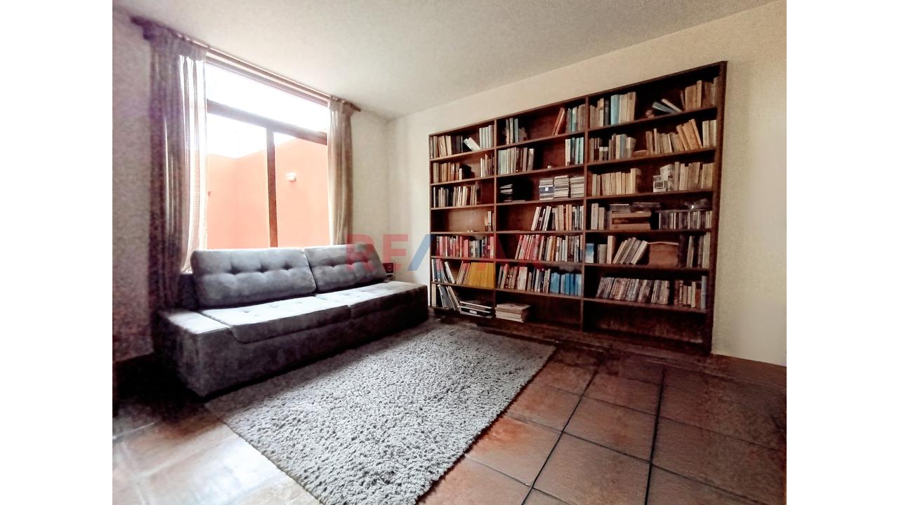 En Venta - Casa En Urb. La Molina Vieja | 465 M² De Terreno | 4 Dormitorios | Jardín — foto 8