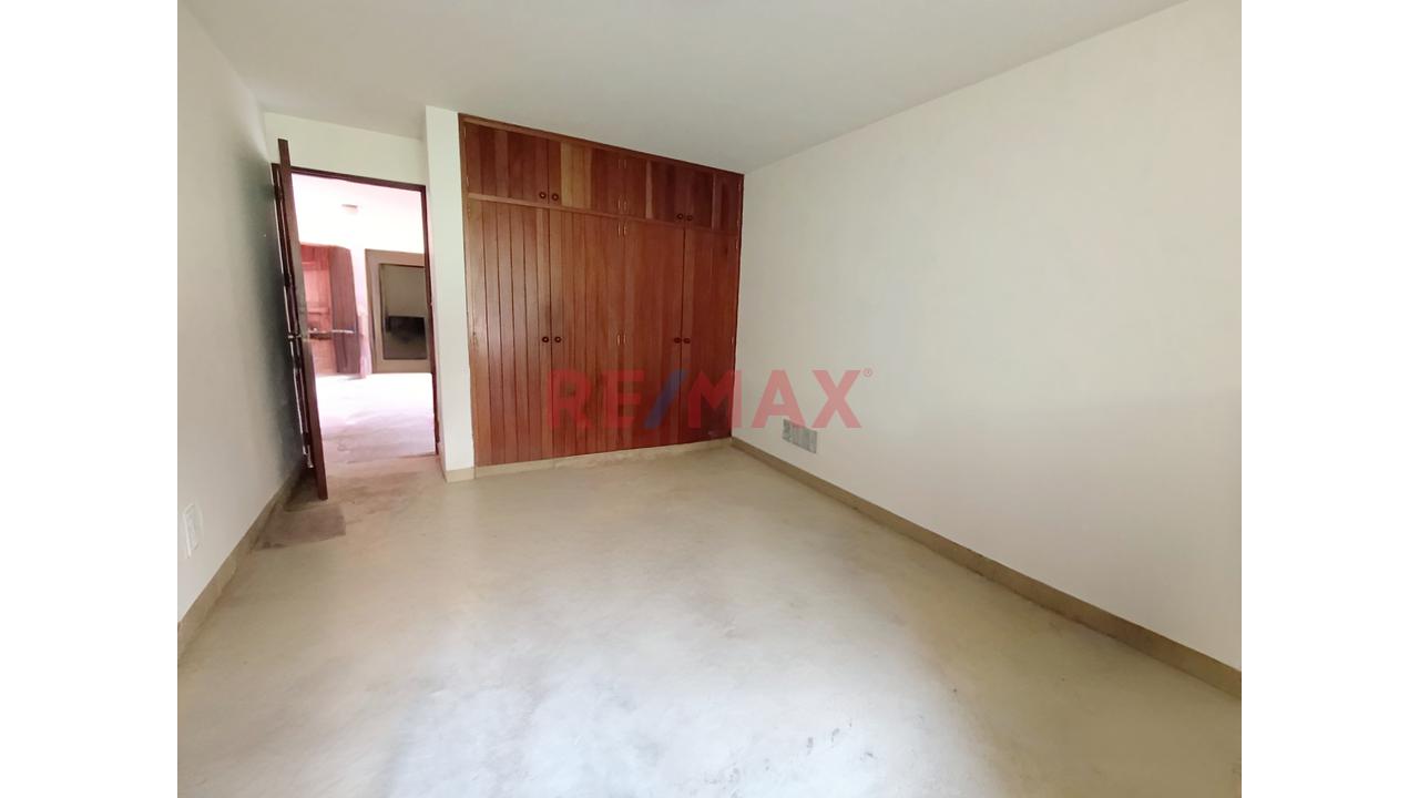 En Venta - Casa En Urb. La Molina Vieja | 465 M² De Terreno | 4 Dormitorios | Jardín — foto 12