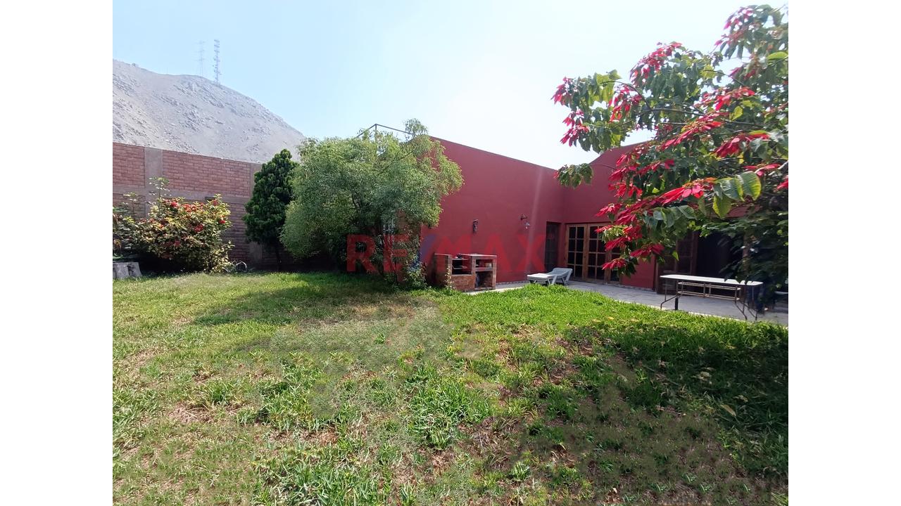 En Venta - Casa En Urb. La Molina Vieja | 465 M² De Terreno | 4 Dormitorios | Jardín — foto 2