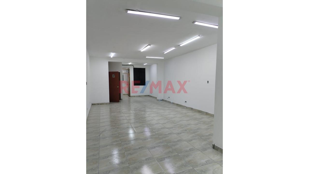 Alquiler De Local Comercial En El Agustino - 9