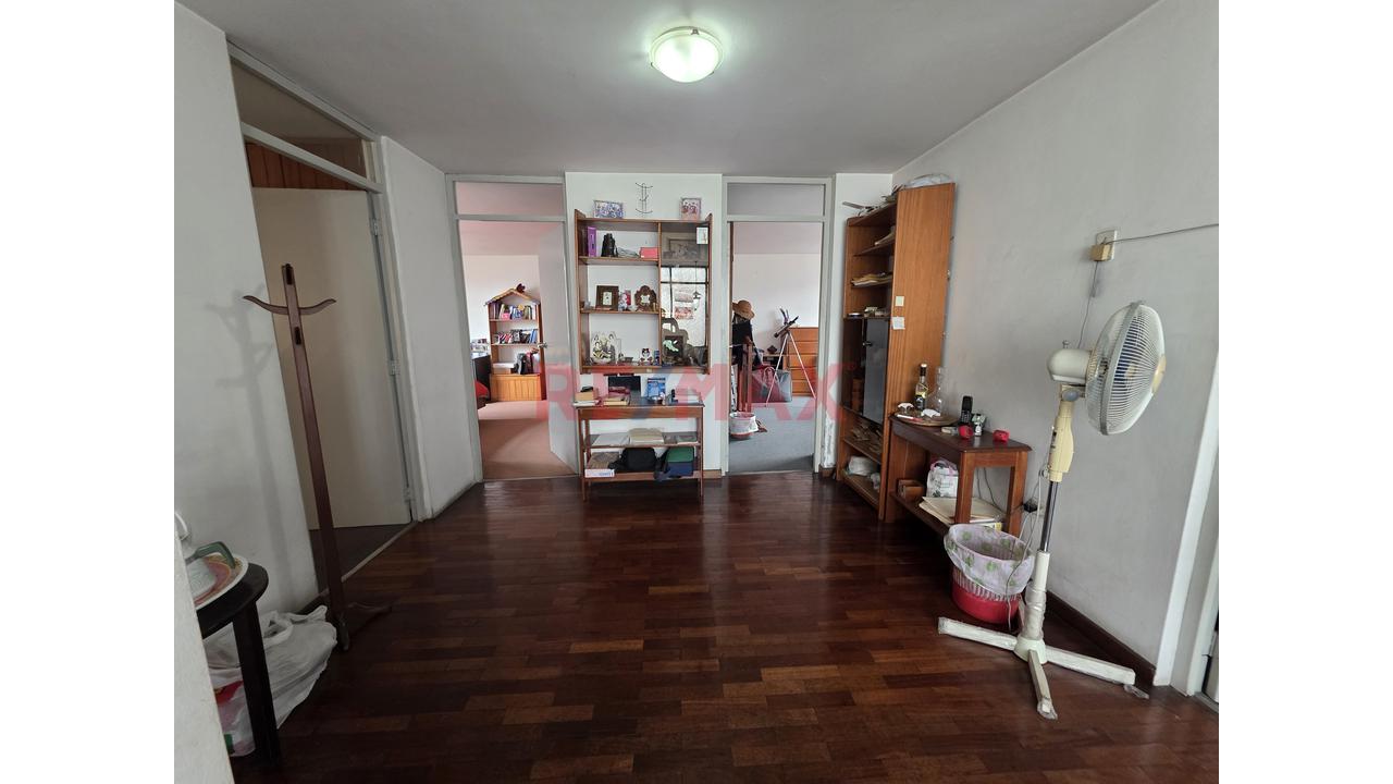 Casa Amplia De 3 Pisos En Surco - 10