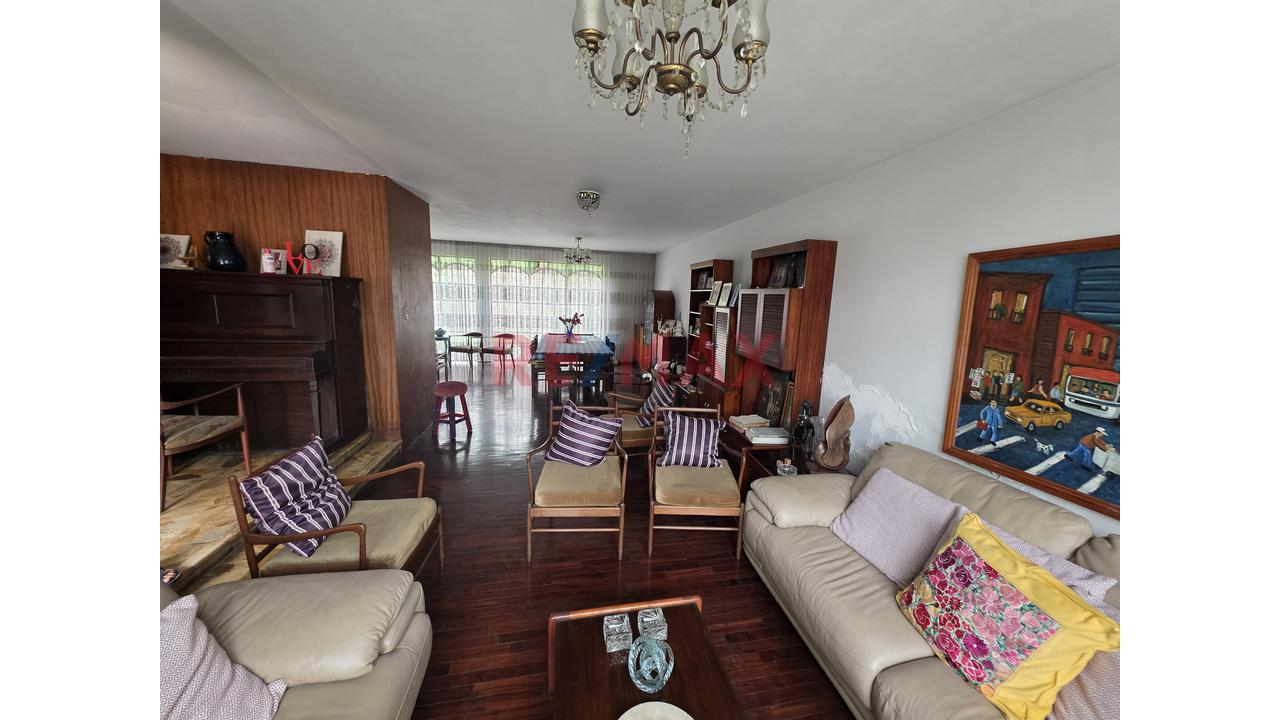Casa Amplia De 3 Pisos En Surco - 7