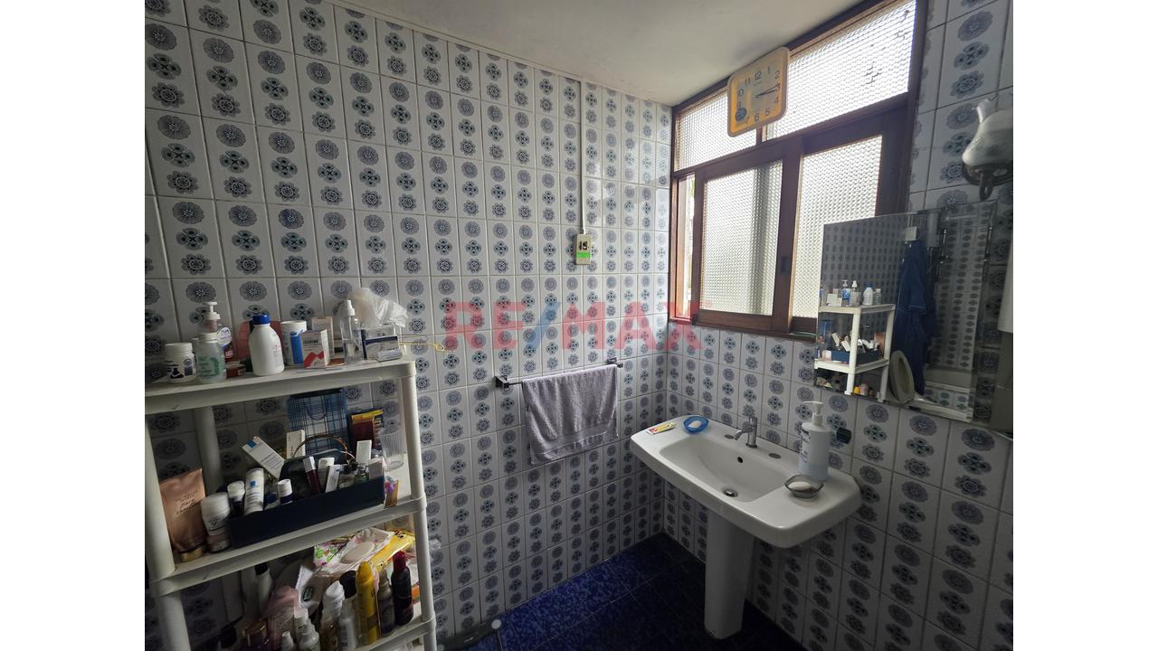 Casa Amplia De 3 Pisos En Surco - 13