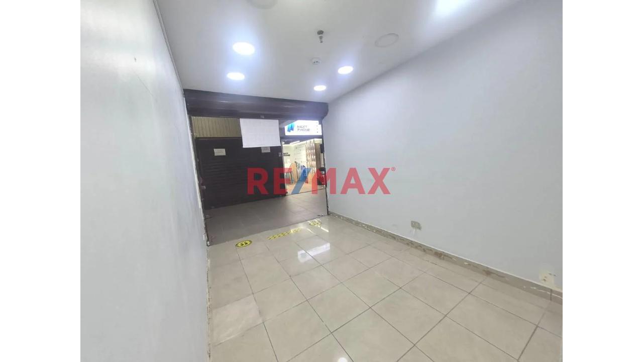 🏢 Alquiler De Local Comercial En Centro Comercial Compu Palace – Miraflores | Ubicación Estratégica - 4
