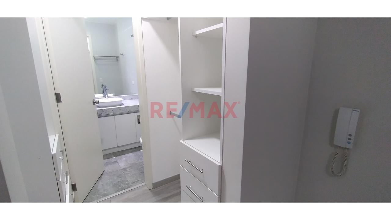 Venta Departamento Miraflores 3 Dormitorios, 3 Baños, 2 Estacionamientos Y Terraza — foto 11