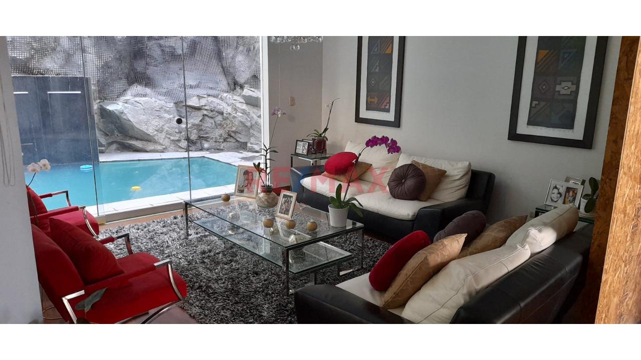 Alquiler Casa Tres Pisos En Sol De La Molina Con Terraza Y Piscina Incluye Minidepartamento — foto 10