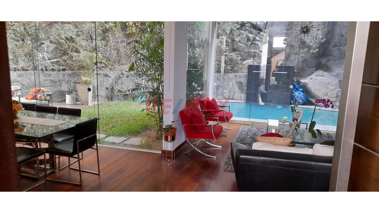 Alquiler Casa Tres Pisos En Sol De La Molina Con Terraza Y Piscina Incluye Minidepartamento — foto 12