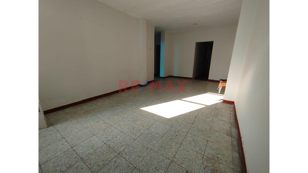 Casa En Venta En Urb.Residencial 280M2 A Media  Cuadra De Av. Sánchez Cerro — foto 7