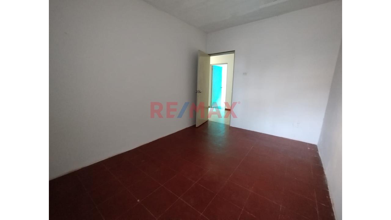Casa En Venta En Urb.Residencial 280M2 A Media  Cuadra De Av. Sánchez Cerro — foto 10