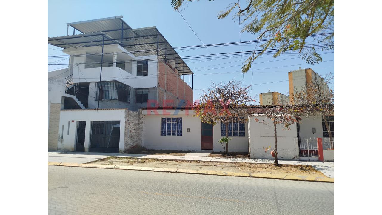 Casa En Venta En Urb.Residencial 280M2 A Media  Cuadra De Av. Sánchez Cerro — foto 4