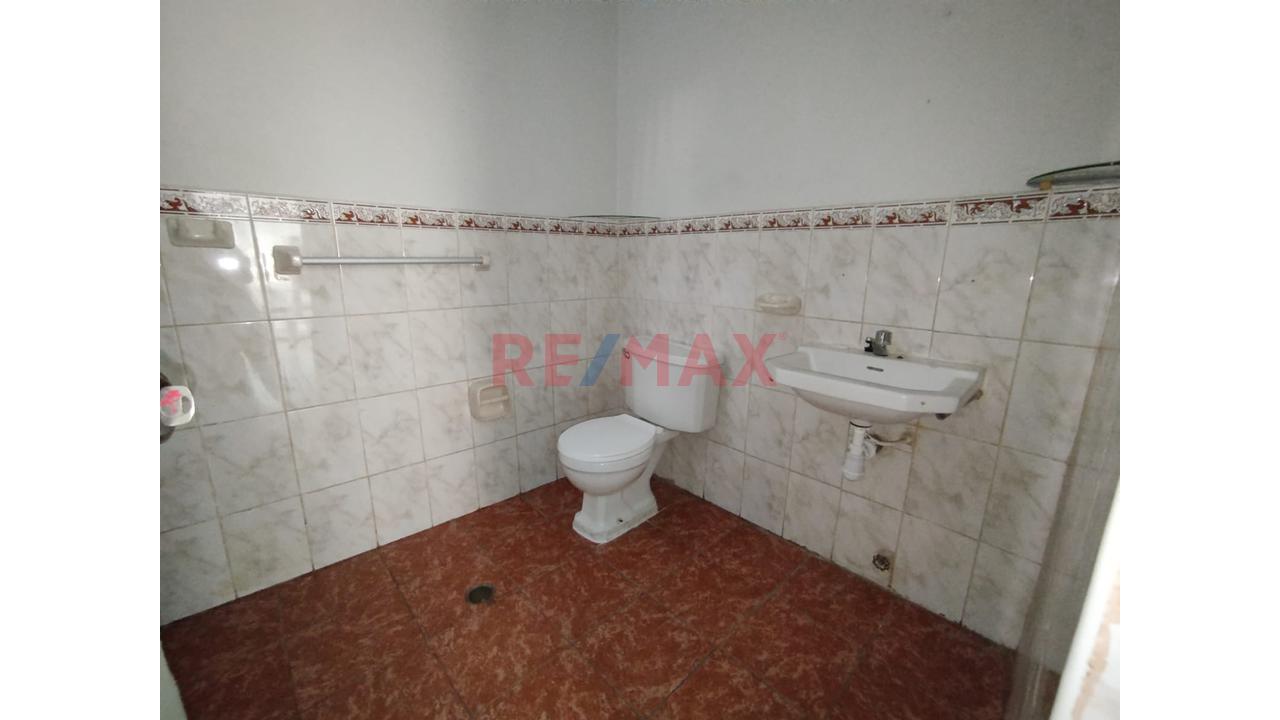 Casa En Venta En Urb.Residencial 280M2 A Media  Cuadra De Av. Sánchez Cerro — foto 9