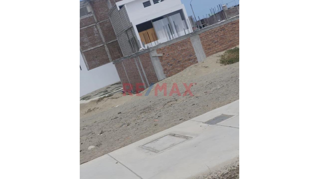 Venta De Terreno En Urb. Altos Del Valle En Moche - 3
