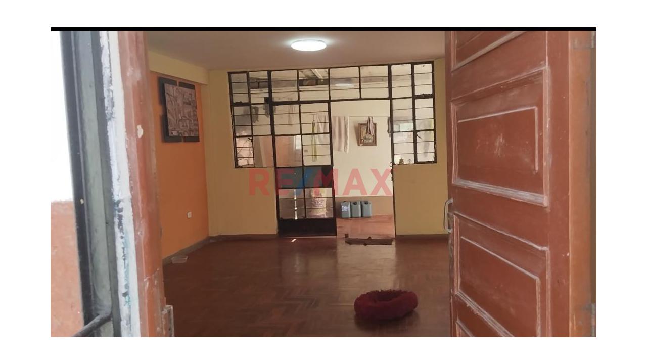 Bellavista Venta De Casa En Esquina Para Vivienda Y Negocio — foto 6