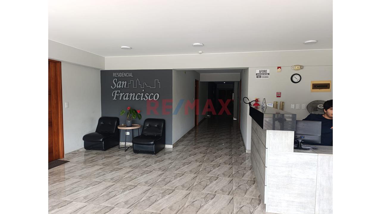 Moderno Departamento - Piso 1 - 2
