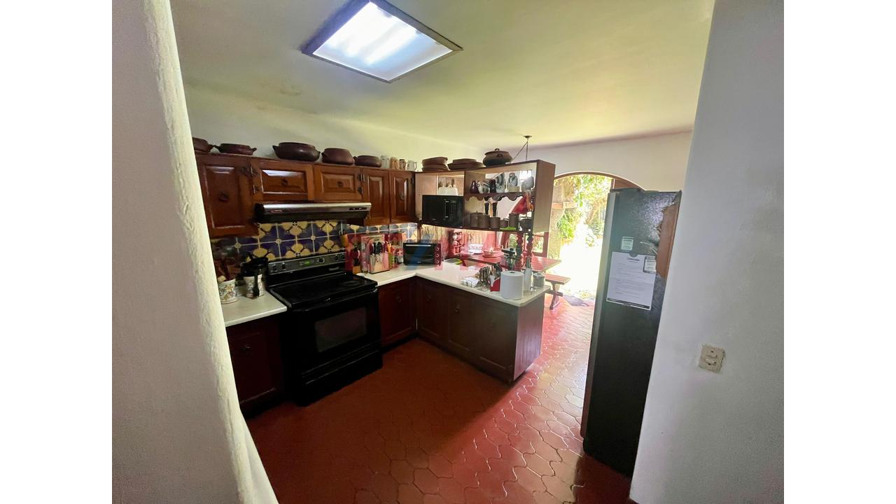Venta De Casa En Miraflores De 397M2 Con Cochera - 14