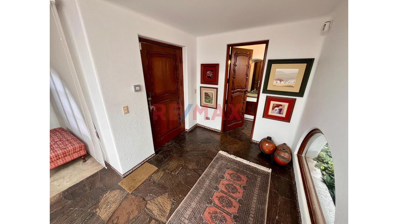 Venta De Casa En Miraflores De 397M2 Con Cochera - 5