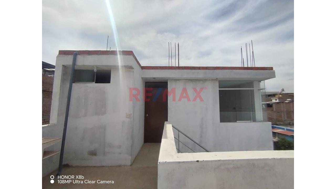 Venta De Departamento A Media Cuadra Del Estadio Upis Paisajista En Jacobo Hunter — foto 3