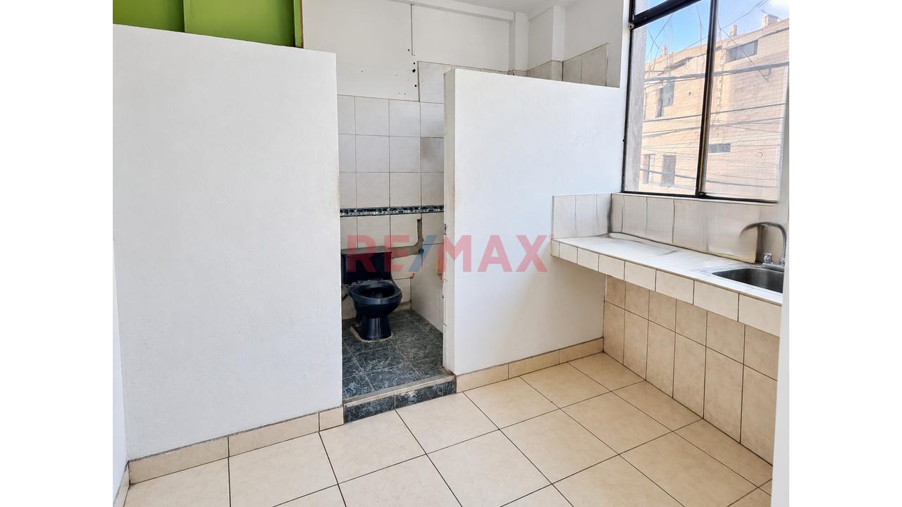 🚨✨ ¡Haz Crecer Tu Negocio En Grande! Local Comercial De 200 M² En 2Do Piso En Av. Los Alisos – Smp 🏢🔥 Excelente Ubicación 🚀 — foto 3