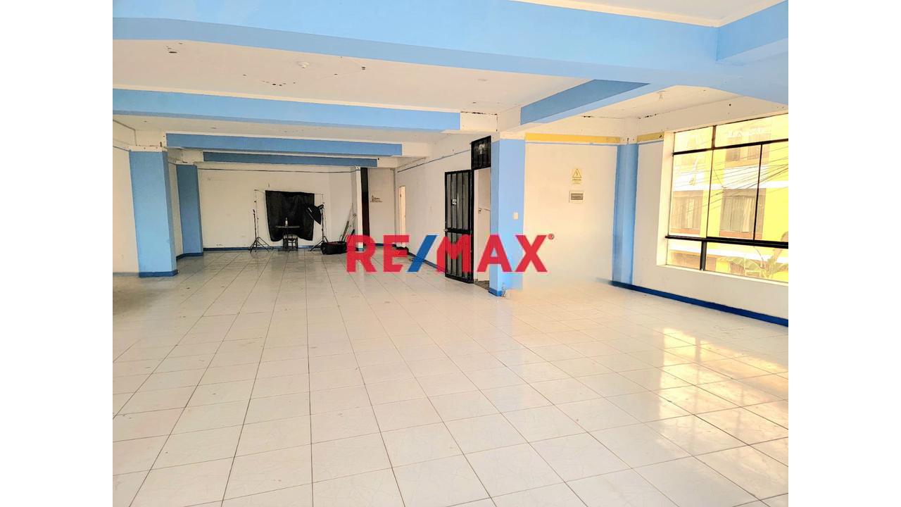 🚨✨ ¡Haz Crecer Tu Negocio En Grande! Local Comercial De 200 M² En 2Do Piso En Av. Los Alisos – Smp 🏢🔥 Excelente Ubicación 🚀