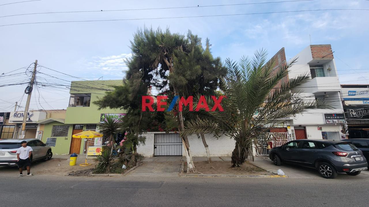 Venta De Casa Como Terreno - 1
