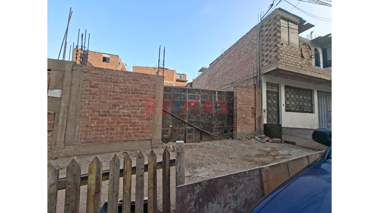 Alquilo Terreno Comercial San Juan De Miraflores - 4