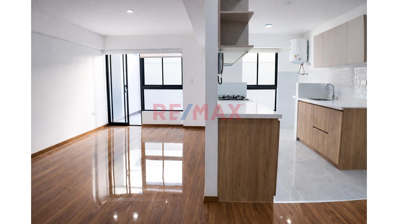 Departamento De Estreno Con 2 Patios En Cayma - 2