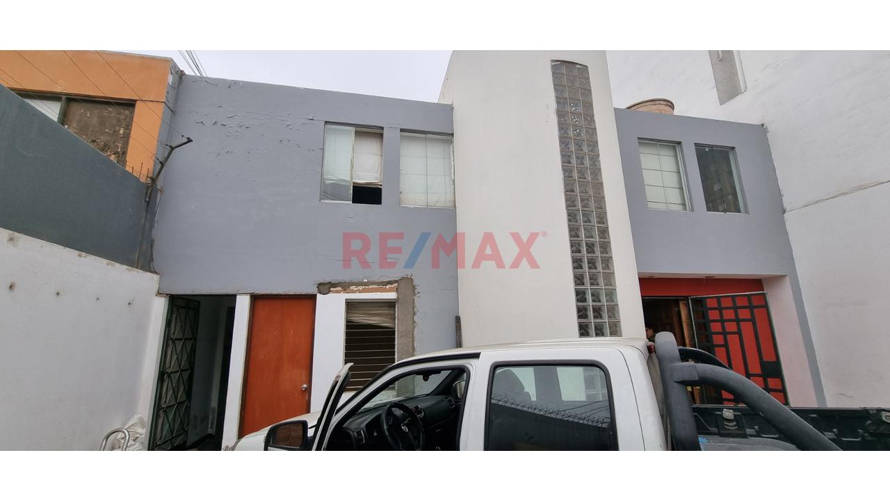 Casa En Miraflores Para Remodelar En Ubicación Estratégica - 12