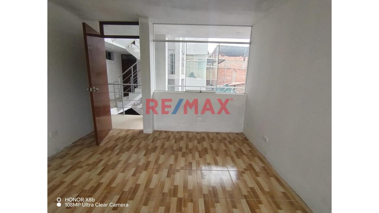 Venta De Departamento A Media Cuadra Del Estadio Upis Paisajista En Jacobo Hunter